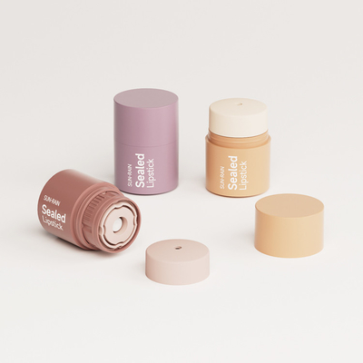 Personalizzato 15g Rotate Lip Gloss Lip Mask Lip Plastic Blush Stick Solid Balm Deodorant Tube Makeup Container Pp Sigillato Bottiglia di rossetto